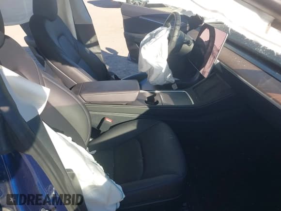 ✅ 2023 Tesla Model 3 • VIN: 5YJ3E1EA8PF619057 • Lot: 43586407. Listed on IAAI with 7,287 mi. Free auction sales archive from the USA and detailed vehicle history report at DreamBid. Image 5.