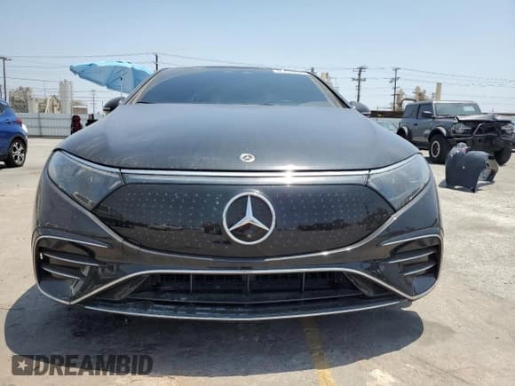 ✅ 2023 Mercedes-Benz EQS 450+ • VIN: W1KCG2DB8PA028834 • Lot: 56765855. Listed on Copart with 52,886 mi. Free auction sales archive from the USA and detailed vehicle history report at DreamBid. Image 5.