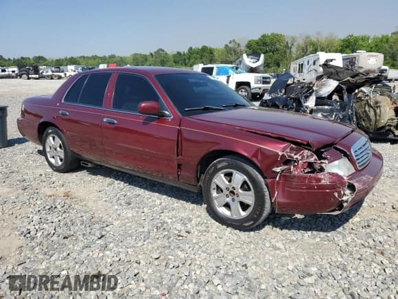 ✅ 2011 Ford Crown Victoria LX • VIN: 2FABP7EV5BX163187 • Lot: 53265505. Wystawiony na Copart z przebiegiem 172 156 mil. Bezpłatny archiwum sprzedaży aukcyjnych z USA i szczegółowy raport historii pojazdu na DreamBid. Zdjęcie 4.
