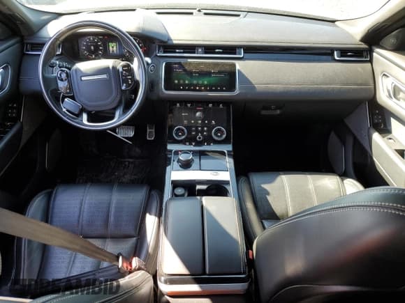 ✅ 2018 Land Rover Range Rover Velar R-Dynamic HSE • VIN: SALYM2RV6JA747513 • Lot: 87273265. Listed on Copart with 78,102 mi. Free auction sales archive from the USA and detailed vehicle history report at DreamBid. Image 8.