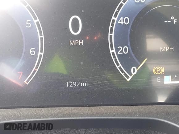 ✅ 2025 Jeep Grand Cherokee Laredo • VIN: 1C4RJKAG2S8723896 • Lot: 43415461. Listed on IAAI with 1,292 mi. Free auction sales archive from the USA and detailed vehicle history report at DreamBid. Image 15.