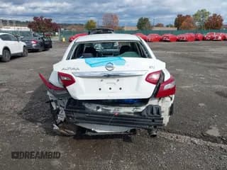 ✅ 2018 Nissan Altima SV • VIN: 1N4AL3AP3JC196272 • Lot: 43584563. Wystawiony na IAAI z przebiegiem 149 738 mil. Bezpłatny archiwum sprzedaży aukcyjnych z USA i szczegółowy raport historii pojazdu na DreamBid. Zdjęcie 6.