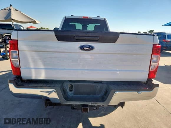 ✅ 2020 Ford F-250 XL • VIN: 1FTBF2A63LED47397 • Lot: 86325705. Wystawiony na Copart z przebiegiem Nie podano. Bezpłatny archiwum sprzedaży aukcyjnych z USA i szczegółowy raport historii pojazdu na DreamBid. Zdjęcie 6.