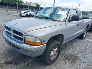 ✅ 2000 Dodge Dakota SLT • VIN: 1B7GG22X9YS744843 • Lot: 42371509. Wystawiony na IAAI z przebiegiem 184 968 mil. Bezpłatny archiwum sprzedaży aukcyjnych z USA i szczegółowy raport historii pojazdu na DreamBid. Zdjęcie 2.