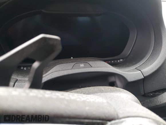 ✅ 2018 Audi RS 3 • VIN: WUABWGFF8J1904172 • Лот: 57705255. Опубликован ранее на Copart с пробегом Не указан. Бесплатный доступ к архиву аукционных продаж из США и подробный отчёт об истории автомобиля на DreamBid. Изображение 9.