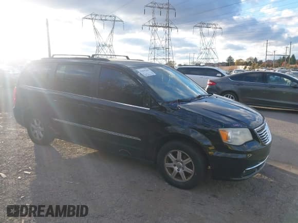 ✅ 2012 Chrysler Town & Country Touring L • VIN: 2C4RC1CG7CR143566 • Лот: 43695204. Опубликован ранее на IAAI с пробегом 231 787 миль. Бесплатный доступ к архиву аукционных продаж из США и подробный отчёт об истории автомобиля на DreamBid. Изображение 14.