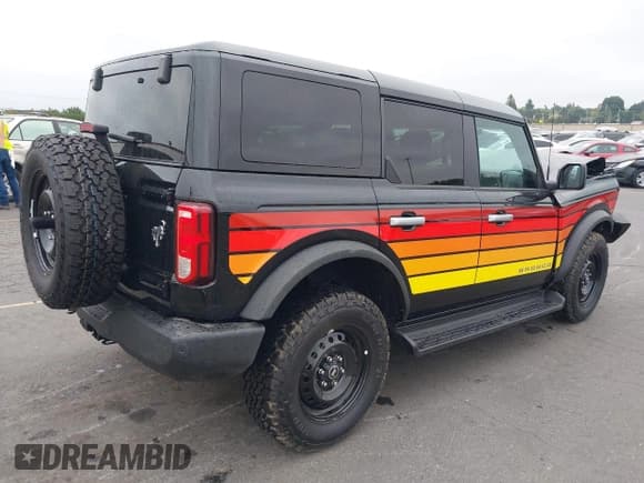 ✅ 2025 Ford Bronco Big Bend • VIN: 1FMDE7BH2SLA65623 • Lot: 43181446. Wystawiony na IAAI z przebiegiem 554 mil. Bezpłatny archiwum sprzedaży aukcyjnych z USA i szczegółowy raport historii pojazdu na DreamBid. Zdjęcie 4.