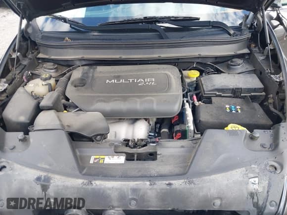 ✅ 2014 Jeep Cherokee Latitude • VIN: 1C4PJMCB5EW151324 • Lot: 43514748. Wystawiony na IAAI z przebiegiem 108 169 mil. Bezpłatny archiwum sprzedaży aukcyjnych z USA i szczegółowy raport historii pojazdu na DreamBid. Zdjęcie 10.