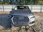 ✅ 2017 Audi Q7 Premium Plus • VIN: WA1LHAF71HD053398 • Lot: 83770275. Wystawiony na Copart z przebiegiem 62 446 mil. Bezpłatny archiwum sprzedaży aukcyjnych z USA i szczegółowy raport historii pojazdu na DreamBid. Zdjęcie 5.