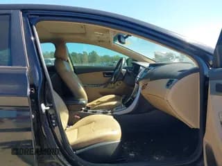 ✅ 2012 Hyundai Elantra Limited • VIN: KMHDH4AE0CU208187 • Лот: 43470422. Опубликован ранее на IAAI с пробегом 159 555 миль. Бесплатный доступ к архиву аукционных продаж из США и подробный отчёт об истории автомобиля на DreamBid. Изображение 5.