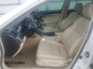 ✅ 2010 Acura TL Technology • VIN: 19UUA8F57AA010697 • Lot: 63165764. Wystawiony na Copart z przebiegiem 162 585 mil. Bezpłatny archiwum sprzedaży aukcyjnych z USA i szczegółowy raport historii pojazdu na DreamBid. Zdjęcie 7.