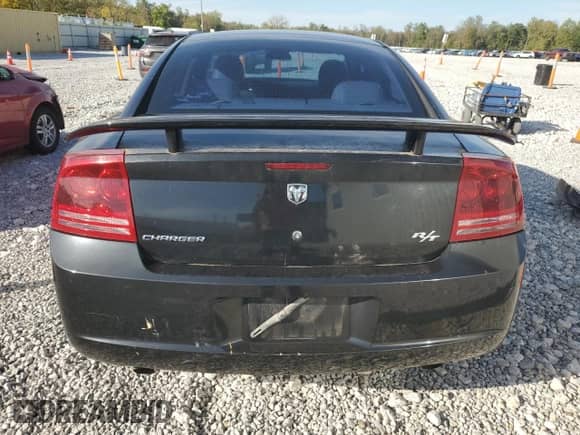 ✅ 2006 Dodge Charger R/T • VIN: 2B3KA53H96H173848 • Lot: 82198755. Wystawiony na Copart z przebiegiem 147 142 mil mil. Skorzystaj z bezpłatnego archiwum sprzedaży aukcyjnych z USA i zobacz szczegółowy raport historii pojazdu na DreamBid. Zdjęcie 6.