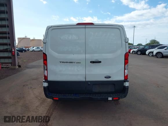 ✅ 2019 Ford Transit • VIN: 1FTYR1YMXKKA24772 • Lot: 41413935. Listed on IAAI with 64,482 mi. Free auction sales archive from the USA and detailed vehicle history report at DreamBid. Image 16.