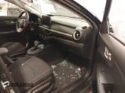 ✅ 2021 Kia Forte LXS • VIN: 3KPF24AD2ME412981 • Lot: 41498077. Wystawiony na IAAI z przebiegiem 38 319 mil. Bezpłatny archiwum sprzedaży aukcyjnych z USA i szczegółowy raport historii pojazdu na DreamBid. Zdjęcie 5.