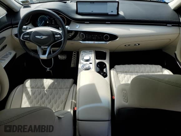 ✅ 2024 Genesis GV70 Sport • VIN: 5NMMCDTC0RH001507 • Lot: 71951925. Wystawiony na Copart z przebiegiem 12 205 mil. Bezpłatny archiwum sprzedaży aukcyjnych z USA i szczegółowy raport historii pojazdu na DreamBid. Zdjęcie 8.