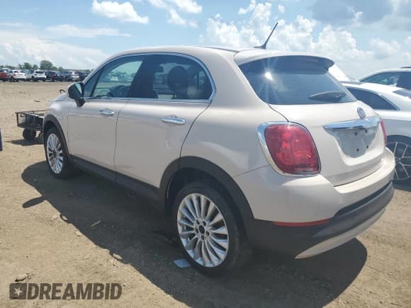 ✅ 2016 FIAT 500X Lounge • VIN: ZFBCFXDT7GP354076 • Лот: 59963845. Опубликован ранее на Copart с пробегом 175 044 миль. Бесплатный доступ к архиву аукционных продаж из США и подробный отчёт об истории автомобиля на DreamBid. Изображение 2.