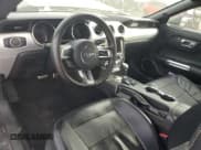 ✅ 2015 Ford Mustang EcoBoost Premium • VIN: 1FATP8UH7F5396856 • Лот: 87185835. Опубликован ранее на Copart с пробегом 136 496 миль. Бесплатный доступ к архиву аукционных продаж из США и подробный отчёт об истории автомобиля на DreamBid. Изображение 8.