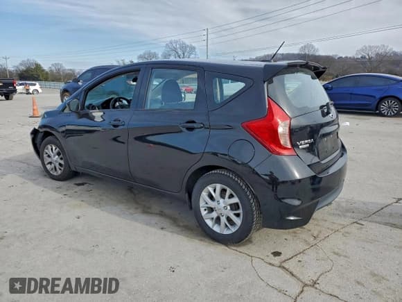 ✅ 2017 Nissan Note SV • VIN: 3N1CE2CP1HL352556 • Lot: 94631235. Wystawiony na Copart z przebiegiem 138 415 mil. Bezpłatny archiwum sprzedaży aukcyjnych z USA i szczegółowy raport historii pojazdu na DreamBid. Zdjęcie 2.