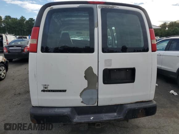 ✅ 2008 Chevrolet Express Cargo • VIN: 1GCGG25C981154995 • Lot: 86435365. Listed on Copart with 237,001 mi. Free auction sales archive from the USA and detailed vehicle history report at DreamBid. Image 6.