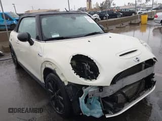 ✅ 2016 MINI Convertible S • VIN: WMWWG9C52G3C21934 • Lot: 41569029. Wystawiony na IAAI z przebiegiem 102 042 mil. Bezpłatny archiwum sprzedaży aukcyjnych z USA i szczegółowy raport historii pojazdu na DreamBid. Zdjęcie 1.
