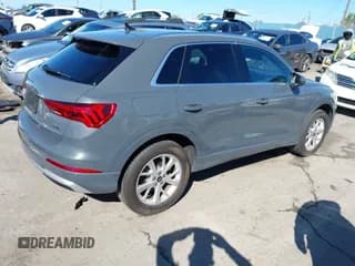 ✅ 2024 Audi Q3 Premium • VIN: WA1AUCF35R1106344 • Lot: 43438422. Wystawiony na IAAI z przebiegiem 12 267 mil. Bezpłatny archiwum sprzedaży aukcyjnych z USA i szczegółowy raport historii pojazdu na DreamBid. Zdjęcie 4.