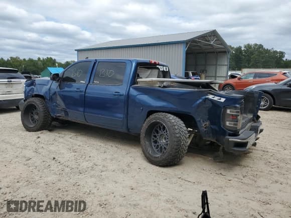 ✅ 2015 Chevrolet Silverado 1500 LT • VIN: 3GCUKREC7FG305440 • Лот: 69935094. Опубликован ранее на Copart с пробегом 180 026 миль. Бесплатный доступ к архиву аукционных продаж из США и подробный отчёт об истории автомобиля на DreamBid. Изображение 2.
