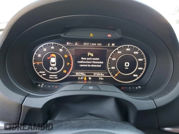 ✅ 2018 Audi A3 Premium Plus • VIN: WAUGUGFF1J1020869 • Лот: 49496745. Опубликован ранее на Copart с пробегом 83 296 миль. Бесплатный доступ к архиву аукционных продаж из США и подробный отчёт об истории автомобиля на DreamBid. Изображение 9.