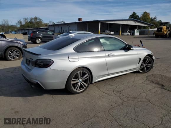 ✅ 2014 BMW 4 Series 435i xDrive • VIN: WBA3R5C51EK187183 • Lot: 84427005. Wystawiony na Copart z przebiegiem 89 577 mil. Bezpłatny archiwum sprzedaży aukcyjnych z USA i szczegółowy raport historii pojazdu na DreamBid. Zdjęcie 3.