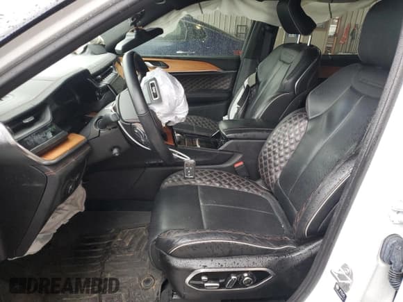 ✅ 2022 Jeep Grand Cherokee Summit Reserve • VIN: 1C4RJKET2N8556810 • Lot: 81041234. Listed on Copart with Not provided. Free auction sales archive from the USA and detailed vehicle history report at DreamBid. Image 7.