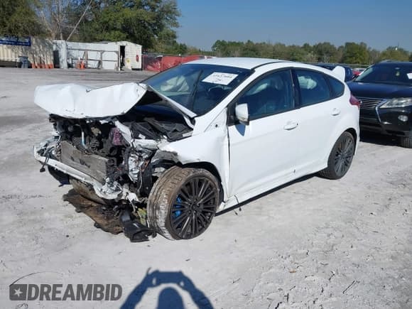 ✅ 2016 Ford Focus RS • VIN: WF0DP3TH0G4115259 • Lot: 41637604. Listed on IAAI with Not provided. Free auction sales archive from the USA and detailed vehicle history report at DreamBid. Image 2.