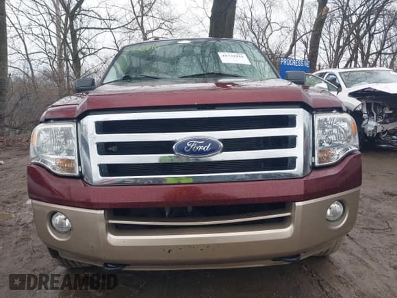 ✅ 2012 Ford Expedition Max King Ranch • VIN: 1FMJK1J59CEF29500 • Лот: 41732816. Опубликован ранее на IAAI с пробегом 163 697 миль. Бесплатный доступ к архиву аукционных продаж из США и подробный отчёт об истории автомобиля на DreamBid. Изображение 12.