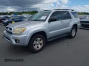 ✅ 2007 Toyota 4Runner SR5 • VIN: JTEZU14R778091799 • Lot: 43393804. Wystawiony na IAAI z przebiegiem 255 886 mil. Bezpłatny archiwum sprzedaży aukcyjnych z USA i szczegółowy raport historii pojazdu na DreamBid. Zdjęcie 2.