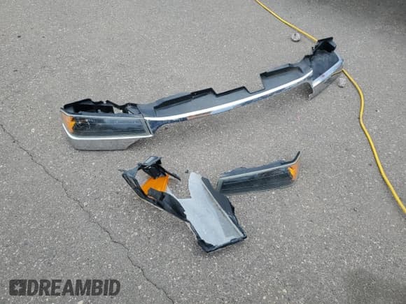 ✅ 2011 GMC Canyon SLE1 • VIN: 1GTJ6MFE4B8102693 • Лот: 92866605. Опубликован ранее на Copart с пробегом 172 239 миль. Бесплатный доступ к архиву аукционных продаж из США и подробный отчёт об истории автомобиля на DreamBid. Изображение 12.