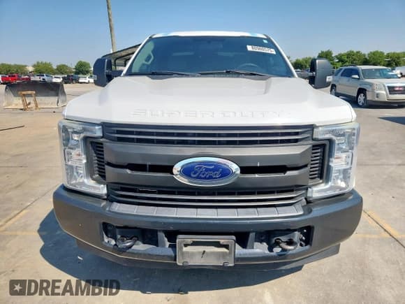 ✅ 2019 Ford F-250 XL • VIN: 1FT7X2A60KEE91426 • Lot: 80980575. Listed on Copart with 80,105 mi. Free auction sales archive from the USA and detailed vehicle history report at DreamBid. Image 5.