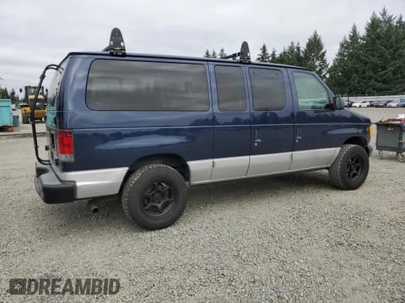 ✅ 2002 Ford Econoline Passenger XL • VIN: 1FMRE11L32HA01845 • Lot: 71218755. Listed on Copart with 226,953 mi. Free auction sales archive from the USA and detailed vehicle history report at DreamBid. Image 3.
