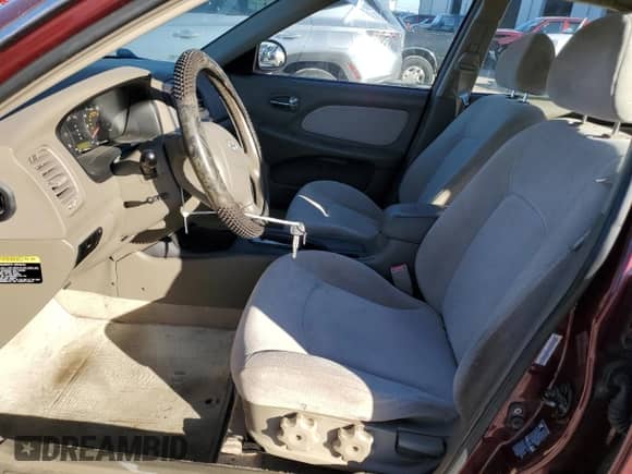 2004 Hyundai Sonata с VIN KMHWF25HX4A985955, выставлен на аукционе Copart как лот 87756475 с пробегом 89 030 миль миль и Чистый • Clean title. История ставок и продаж доступна на DreamBid. Изображение 7.