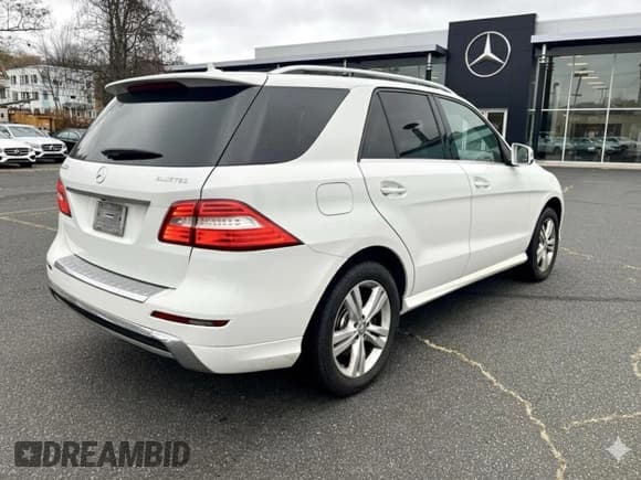 ✅ 2014 Mercedes-Benz M 350 • VIN: 4JGDA2EB0EA343649 • Lot: 93122275. Listed on Copart with 189,127 mi. Free auction sales archive from the USA and detailed vehicle history report at DreamBid. Image 4.