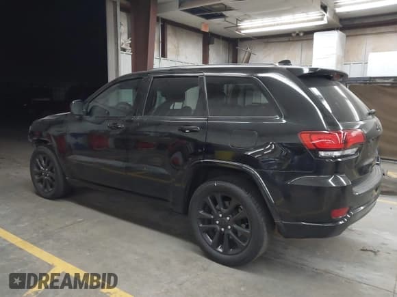✅ 2019 Jeep Grand Cherokee Upland • VIN: 1C4RJEAG0KC581059 • Лот: 43316419. Опубликован ранее на IAAI с пробегом 121 960 миль. Бесплатный доступ к архиву аукционных продаж из США и подробный отчёт об истории автомобиля на DreamBid. Изображение 15.
