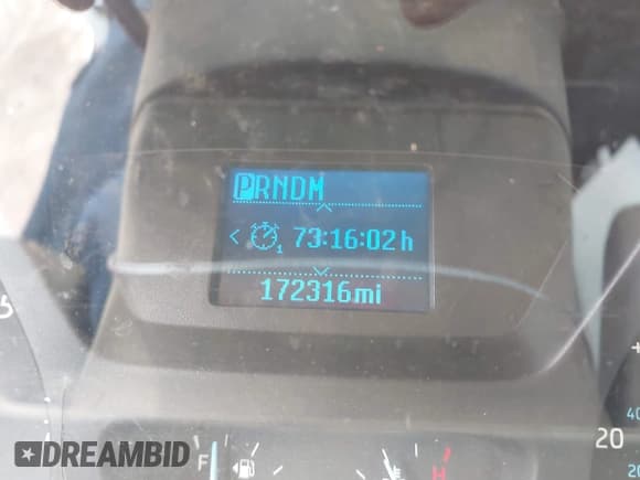 ✅ 2017 Ford Transit • VIN: 1FTYR2ZM3HKA11391 • Lot: 41932281. Wystawiony na IAAI z przebiegiem 172 316 mil. Bezpłatny archiwum sprzedaży aukcyjnych z USA i szczegółowy raport historii pojazdu na DreamBid. Zdjęcie 7.