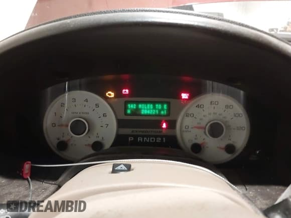 ✅ 2006 Ford Expedition Eddie Bauer • VIN: 1FMFU185X6LA74405 • Lot: 41334942. Listed on IAAI with 204,221 mi. Free auction sales archive from the USA and detailed vehicle history report at DreamBid. Image 7.