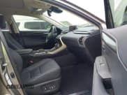 ✅ 2020 Lexus NX 300 • VIN: JTJGARDZXL5003064 • Lot: 42275029. Wystawiony na IAAI z przebiegiem 96 894 mil. Bezpłatny archiwum sprzedaży aukcyjnych z USA i szczegółowy raport historii pojazdu na DreamBid. Zdjęcie 5.