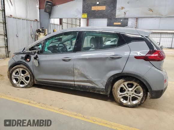✅ 2019 Chevrolet Bolt EV LT • VIN: 1G1FY6S09K4107801 • Lot: 82095344. Listed on Copart with 29,542 mi. Free auction sales archive from the USA and detailed vehicle history report at DreamBid. Image 2.