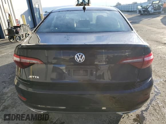 ✅ 2021 Volkswagen Jetta S • VIN: 3VWC57BU9MM053061 • Lot: 87047475. Wystawiony na Copart z przebiegiem 124 642 mil. Bezpłatny archiwum sprzedaży aukcyjnych z USA i szczegółowy raport historii pojazdu na DreamBid. Zdjęcie 6.