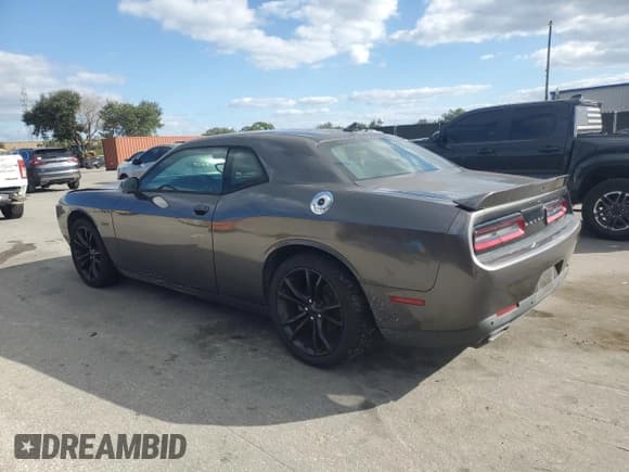 ✅ 2016 Dodge Challenger R/T Plus Shaker • VIN: 2C3CDZBT4GH119628 • Лот: 91683525. Опубликован ранее на Copart с пробегом 125 403 миль. Бесплатный доступ к архиву аукционных продаж из США и подробный отчёт об истории автомобиля на DreamBid. Изображение 2.