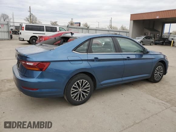 ✅ 2019 Volkswagen Jetta S • VIN: 3VWC57BU7KM191260 • Lot: 52192645. Listed on Copart with 105,293 mi. Free auction sales archive from the USA and detailed vehicle history report at DreamBid. Image 3.
