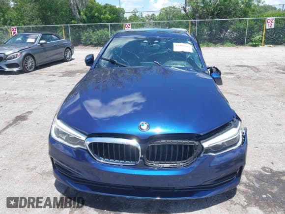 ✅ 2019 BMW 5 Series 540i • VIN: WBAJE5C54KWW19756 • Lot: 42905901. Listed on IAAI with 47,066 mi. Free auction sales archive from the USA and detailed vehicle history report at DreamBid. Image 12.