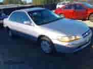 1998 Honda Accord LX с VIN 1HGCG5645WA117500, выставлен на аукционе IAAI как лот 43476645 с пробегом 211 265 миль миль и . История ставок и продаж доступна на DreamBid. Изображение 1.