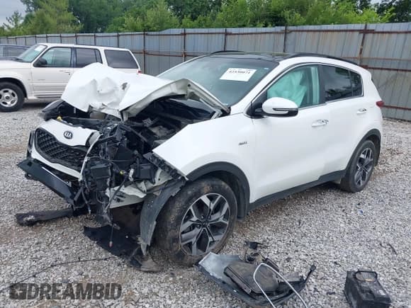 ✅ 2022 Kia Sportage EX • VIN: KNDPNCAC7N7981212 • Lot: 42530071. Listed on IAAI with 86,176 mi. Free auction sales archive from the USA and detailed vehicle history report at DreamBid. Image 2.