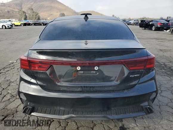 ✅ 2023 Kia Forte GT-Line • VIN: 3KPF54AD7PE552150 • Lot: 86598545. Listed on Copart with 90,237 mi. Free auction sales archive from the USA and detailed vehicle history report at DreamBid. Image 6.