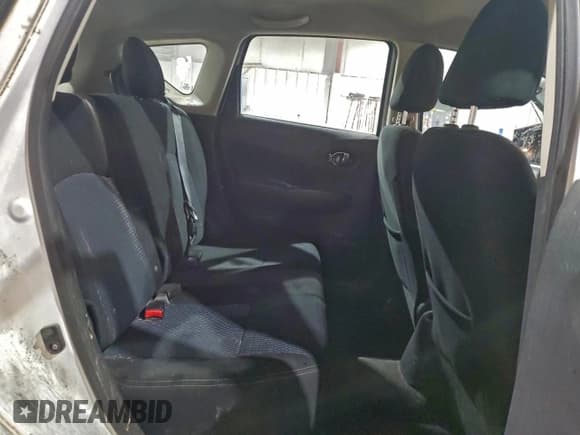 ✅ 2014 Nissan Note SV • VIN: 3N1CE2CP6EL437386 • Лот: 94731995. Опубликован ранее на Copart с пробегом 143 999 миль. Бесплатный доступ к архиву аукционных продаж из США и подробный отчёт об истории автомобиля на DreamBid. Изображение 10.